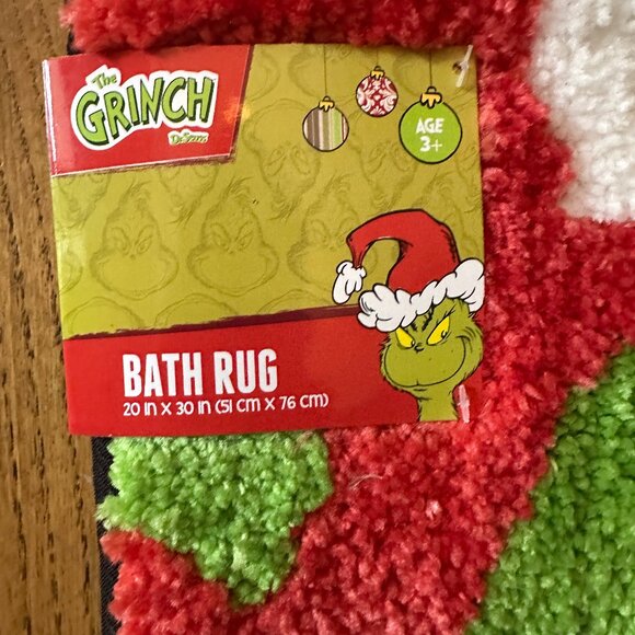Grinch Plush Bath/Accent Rug 20x30" Christmas Holiday Decor NWT - Picture 3 of 4